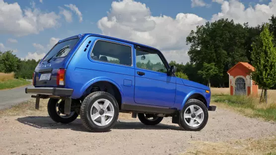 Lada Niva Legend