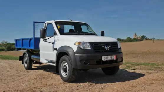 UAZ 23602 Profi Singlecab container
