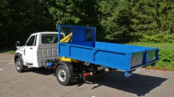 UAZ 23602 Profi Singlecab container