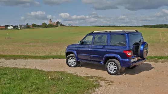 UAZ 3163 Patriot
