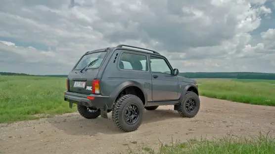 Lada Niva Legend Bronto