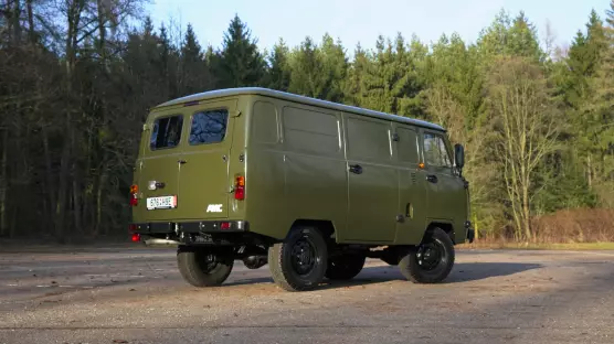 UAZ 3741 Cargo