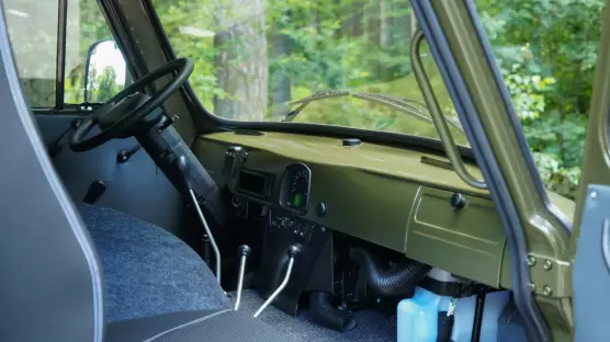 UAZ 3909 Combi Expedition