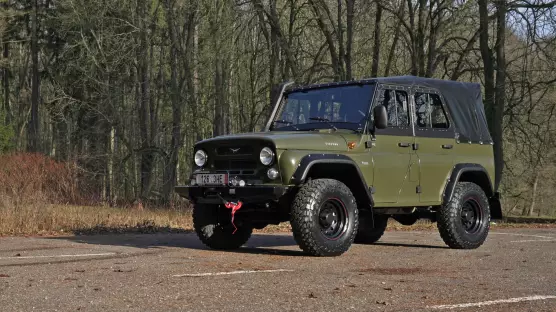 UAZ 2924 Hunter Soft Top 
