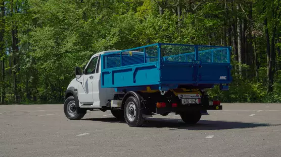 UAZ 23602 Profi Singlecab container