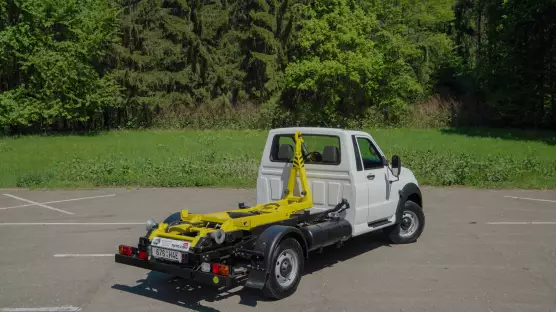 UAZ 23602 Profi Singlecab container