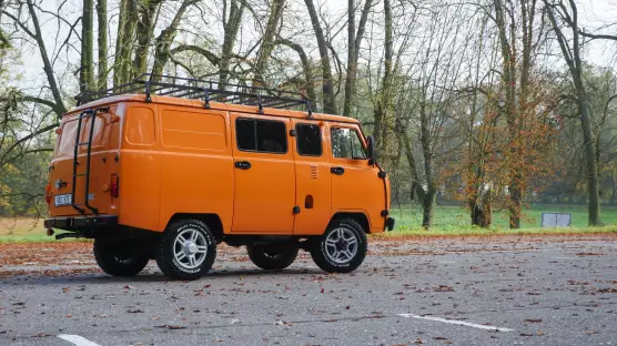 UAZ 3909 Combi Expedition