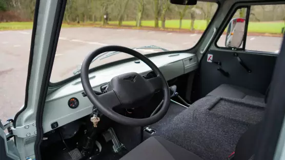 UAZ 2206 Country Van SG