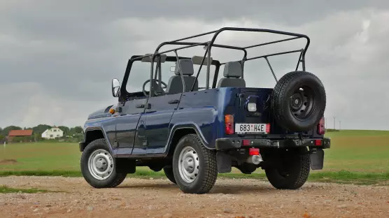 UAZ 2924 Hunter Soft Top 