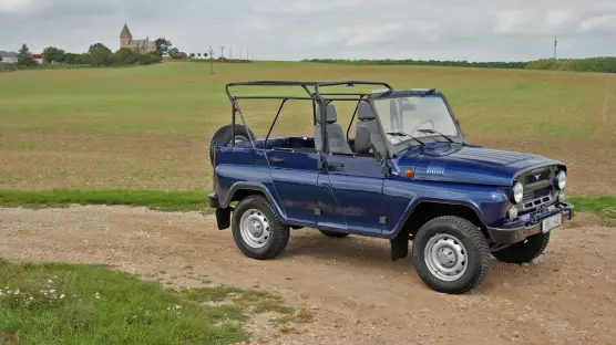 UAZ 2924 Hunter Soft Top 
