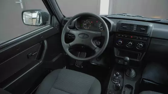 Lada Niva Legend