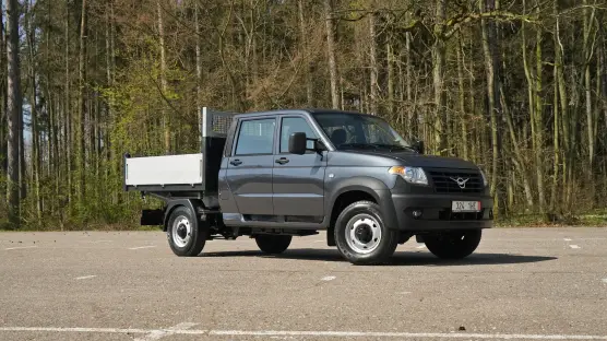UAZ 23632 Profi Doublecab Tipper