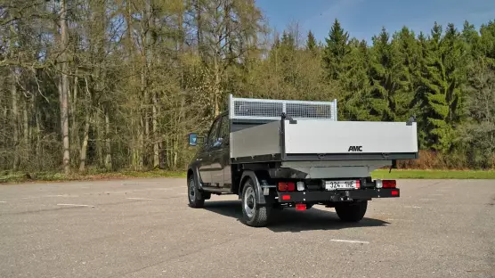 UAZ 23632 Profi Doublecab Tipper