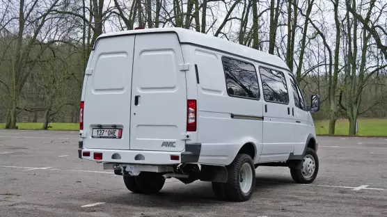 GAZelle 4x4 27057 Minibus