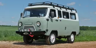 UAZ 2206 Country Van