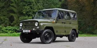 UAZ 2924 Hunter