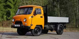 UAZ 3303 tipper