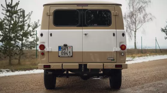 UAZ 2206 Bukhanka AMC
