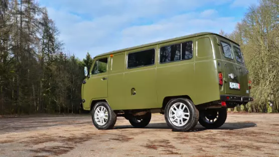 UAZ 3962 Medical Van
