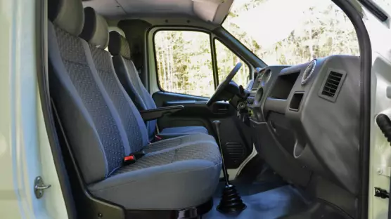 GAZelle NEXT Doublecab Long flatbed