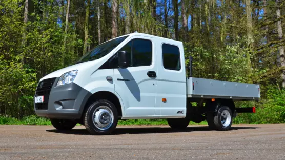 GAZelle NEXT Doublecab Long flatbed