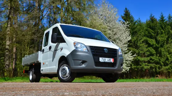 GAZelle NEXT Doublecab Long flatbed