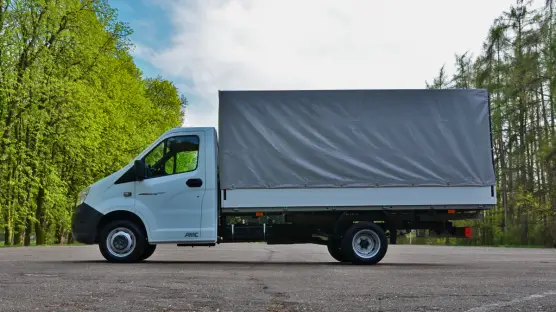 GAZelle NEXT Singlecab Long flatbed