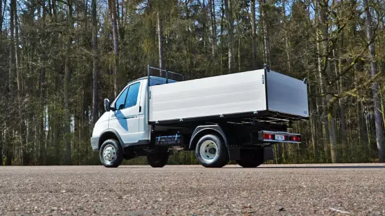 GAZelle 4x4 33027 tipper