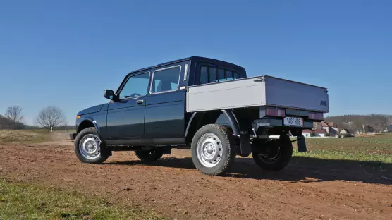Lada Niva LCV Doublecab