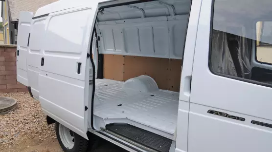 GAZelle 4x4 27057 Van