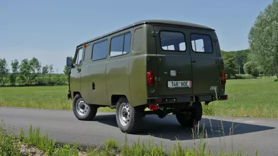 UAZ 3962 Medical Van