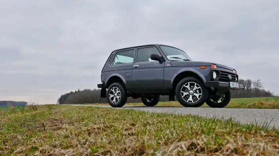 Lada Niva Legend