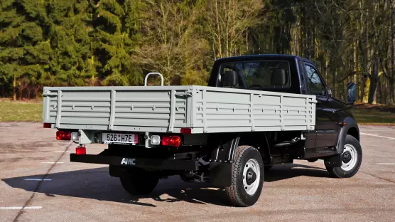 UAZ 23602 Profi Singlecab flatbed