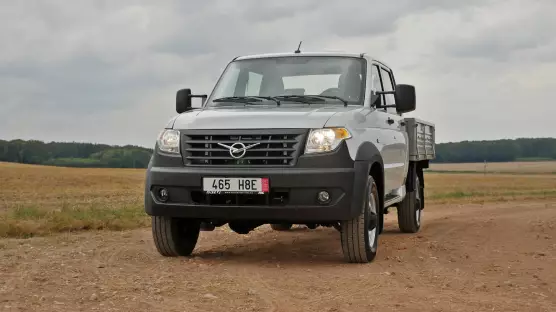 UAZ 23632 Profi Doublecab flatbed