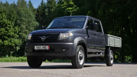 UAZ 23632 Profi Doublecab flatbed