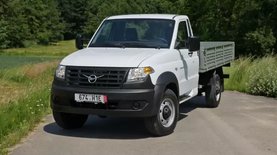 UAZ 23602 Profi Singlecab flatbed