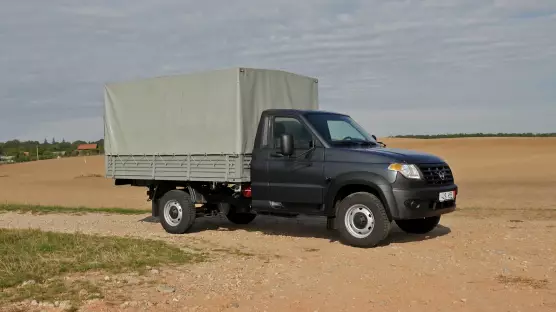 UAZ 23602 Profi Singlecab flatbed