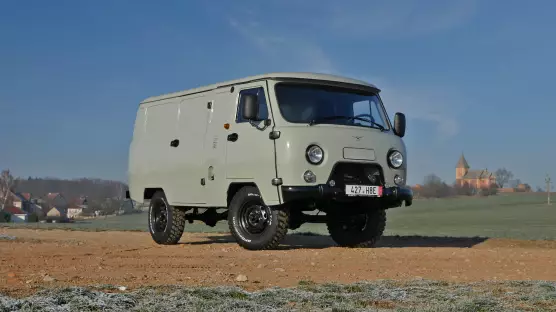 UAZ 3741 Cargo