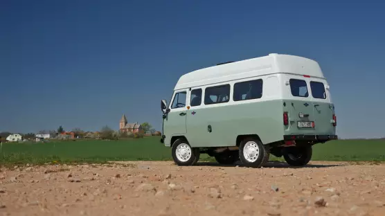 UAZ 2206 Country Van