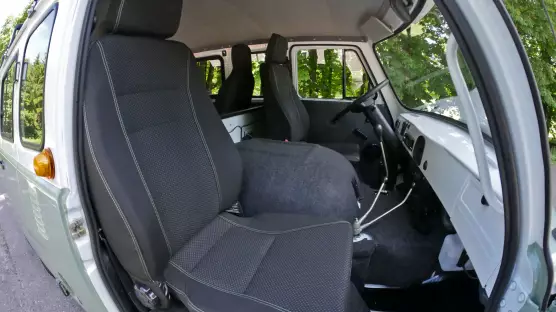 UAZ 2206 Country Van