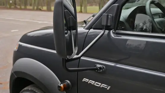 UAZ 236021 Profi Siglecab box