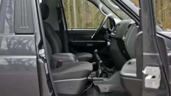 UAZ 236021 Profi Siglecab box