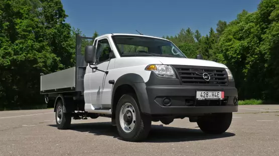 UAZ 23602 Profi Singlecab tipper