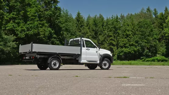 UAZ 23602 Profi Singlecab tipper