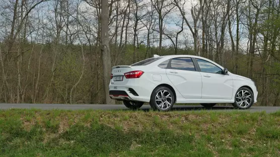 Lada Vesta Sedan