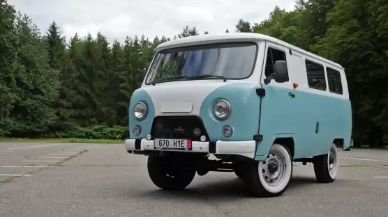 UAZ 3962 Medical Van